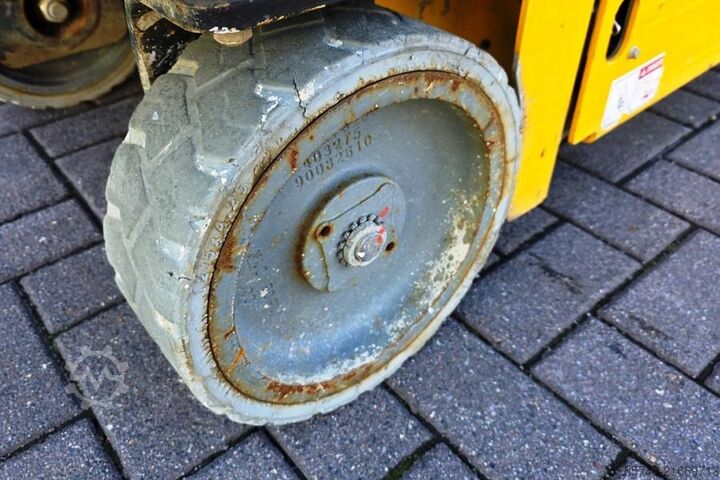 Scissor lift Haulotte Optimum 8 Electric, 7.77m Working Height, 230kg Ca