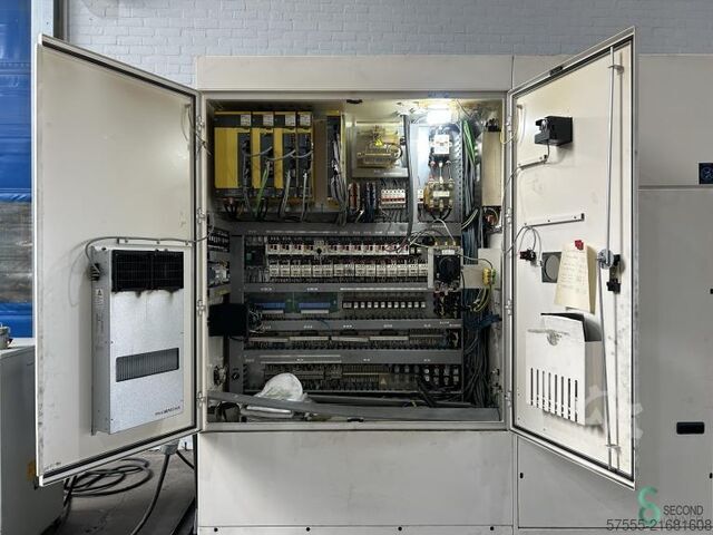 Fräsmaschinen  Hwacheon VESTA-610D 2013 Hwacheon VESTA-610D