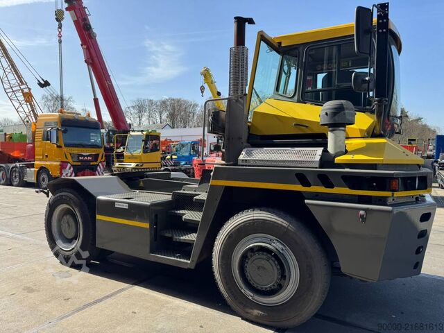 Terminal-Traktor Terberg RT 382