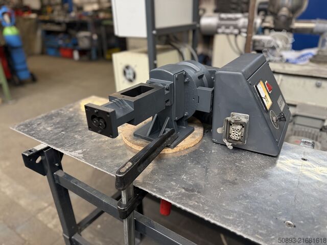 Side feeder / Seitenbeschickung Leistritz LSB 24