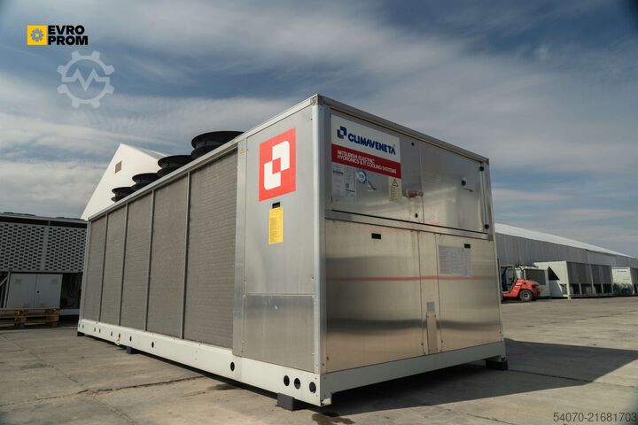 Kaltwassersatz/Wärmepumpe New Industrial Сhiller/Heat pump CLIMAVENETA 311/327 kW | With warranty