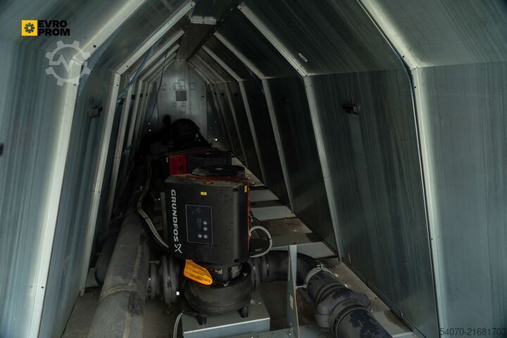 Kaltwassersatz/Wärmepumpe New Industrial Сhiller/Heat pump CLIMAVENETA 311/327 kW | With warranty