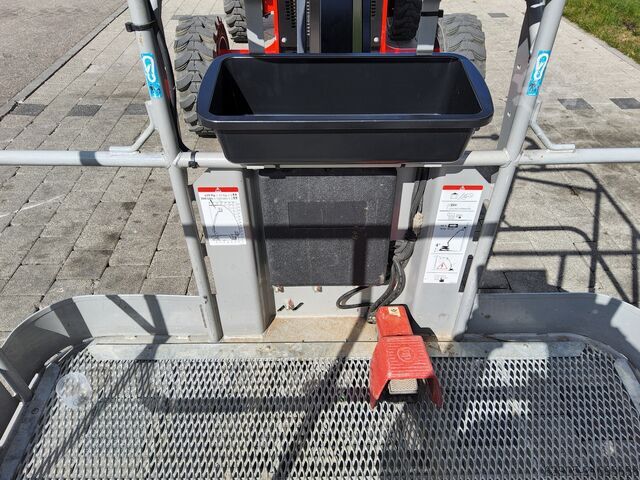 Gelenkteleskoparbeitsbühne Manitou MANGO 12