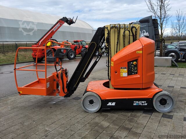 Vertikalmastbühne JLG Toucan 12E Plus