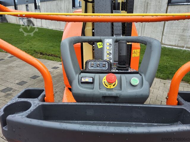 Vertikalmastbühne JLG Toucan 12E Plus