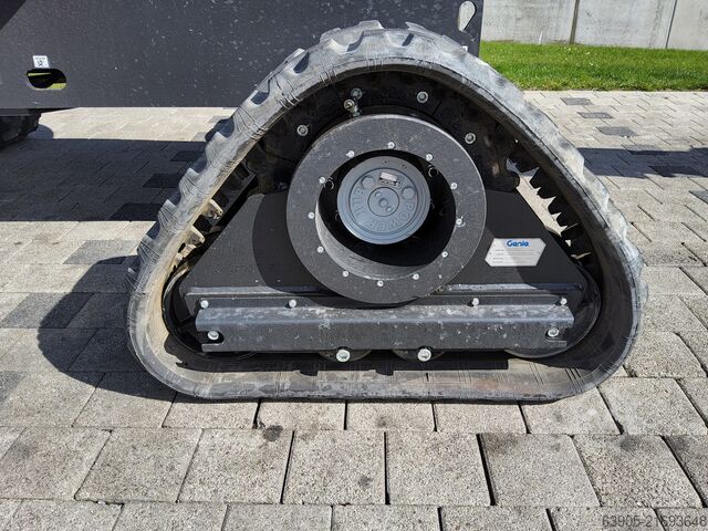 Raupenbühne Genie S-45 TraX