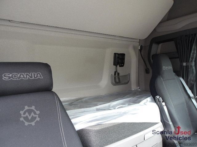 Standard SZM Scania R 460 NA - SUPER - HIGHLINE - 2x TANKs - ACC