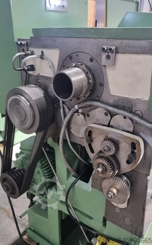 Leit-/Zugspindeldrehmaschine FAT TUR 630M