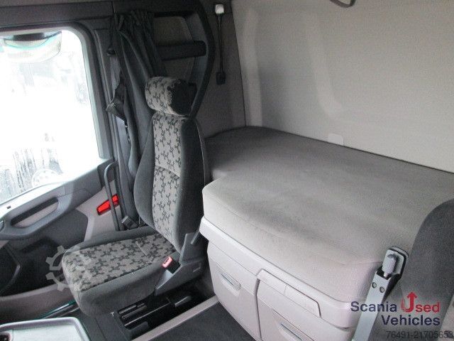 Standard tractor unit Scania R 450 A4x2NA / Navi / Standklima / Retarder