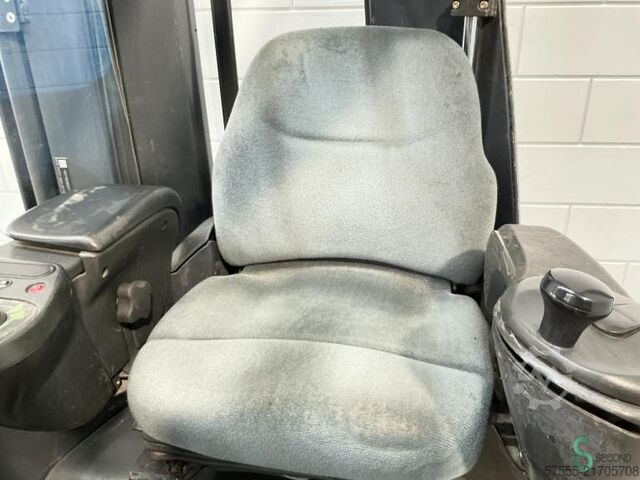 Reach truck Linde R14X-03