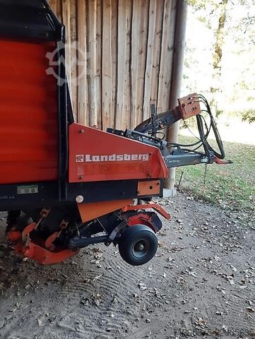 Forage wagon Landsberg Pöttinger LH 3631