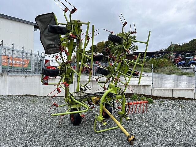 Hay technology Claas Volto 870
