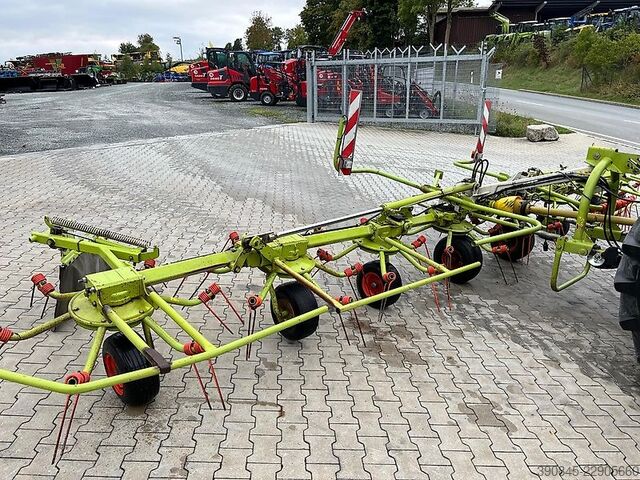 Hay technology Claas Volto 870