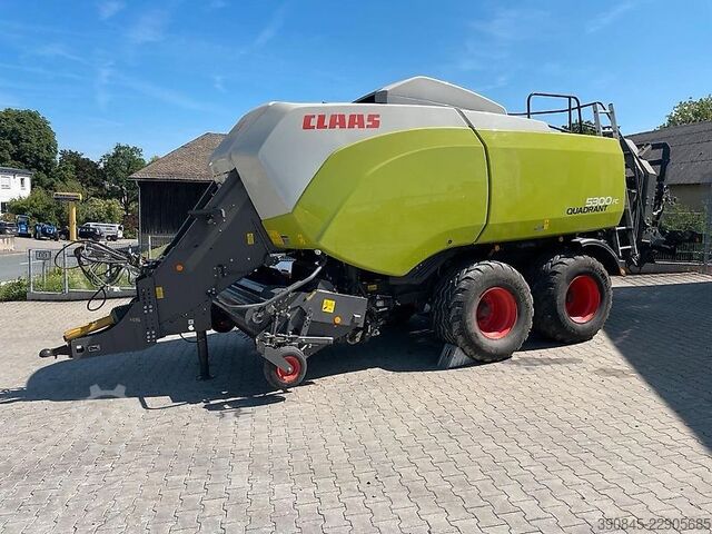Bale press (agriculture) Claas Quadrant 5300 FC