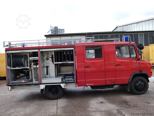 Feuerwehrfahrzeug mercedes-benz 814 D LF 8/6 DoKa AHK Löschwassertank 600L Schlingmann