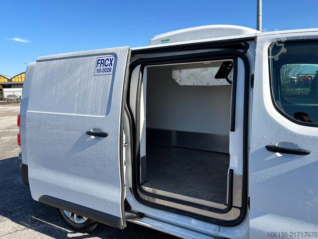 Refrigerator body van Toyota Proace
