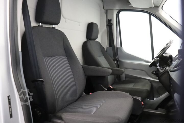 Delivery van Ford Transit 2.0 TDCI 130PK L3H2 EURO 6 - Airco - Na...