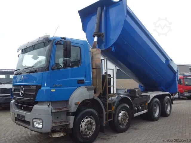 Tipper Mercedes-Benz Axor 3243 8X4