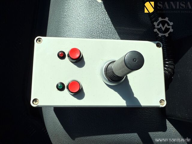 Telehoist load lugger van Mitsubishi FUSO 9C18/Abroller KING/TÜV:10.2026