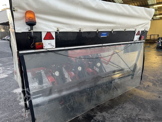 Gregoire Besson CEMAG leek planting machine 3 rows GREGOIRE-BESSON Cemag