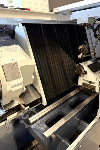 CNC-Drehmaschine Okuma Genos L300E-M