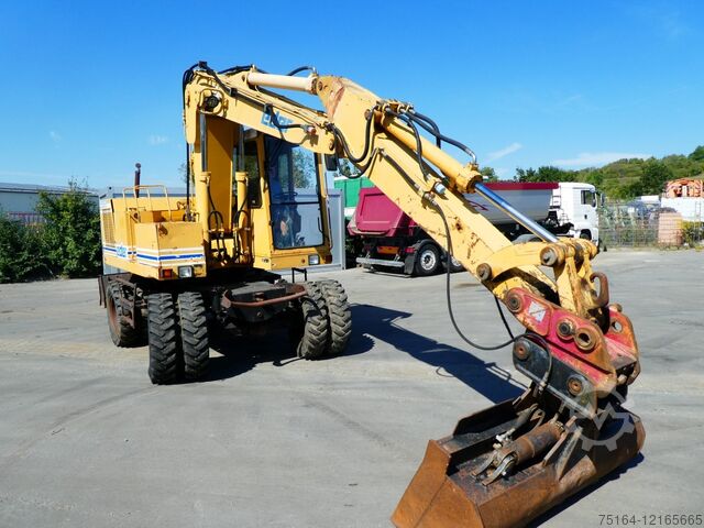 Mobile excavator Eder M 805 B