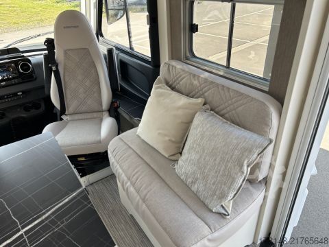 Integriertes Wohnmobil Bürstner Elegance I 920 G