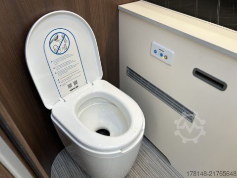 Integriertes Wohnmobil Bürstner Elegance I 920 G