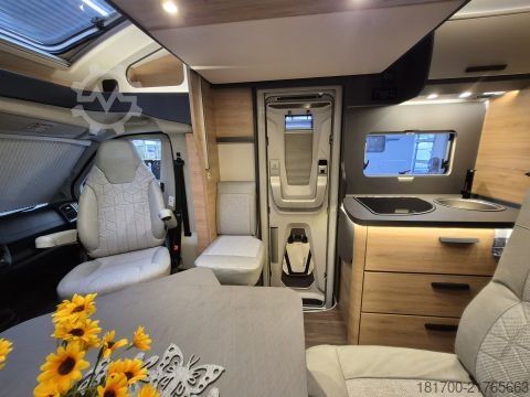 Teilintegriertes Wohnmobil Knaus L!VE WAVE 650 MEG Black Selection *bis 5 Tage Probewohnen*