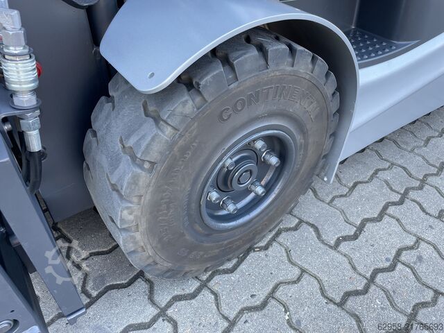 Elektro-4-Rad-Gabelstapler, STILL, RX60 STILL RX60-25 | Nur 2.730 Bst. | Triplex 5.390mm