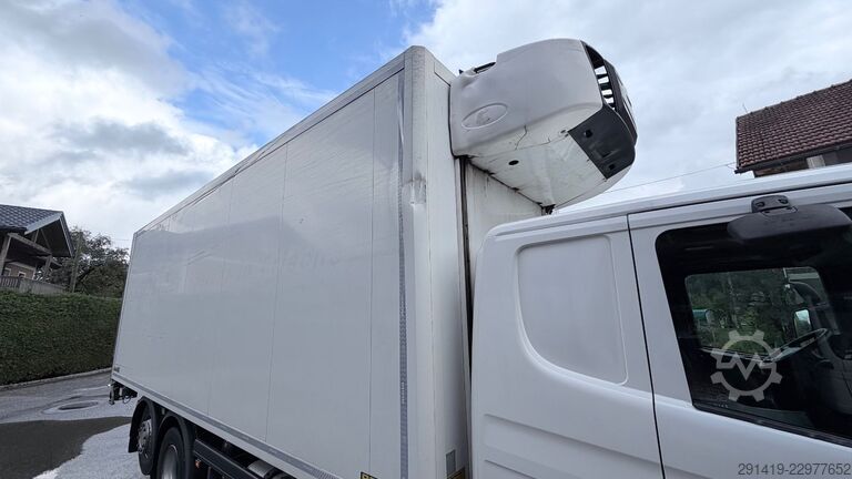 Refrigerated truck SCANIA P410 6x2 Kühlkoffer mit lbw + Anhänger Bj 2015