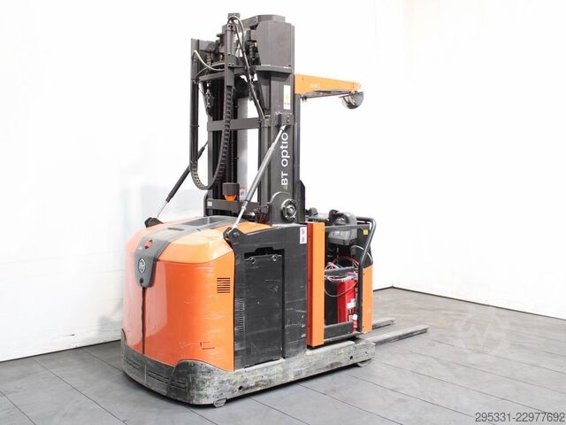 High Level Order Picker BT OME 100 H