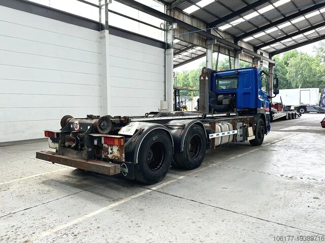 Hakenarmsystem DAF CF 85 360  - 10 roues / 10 reifen