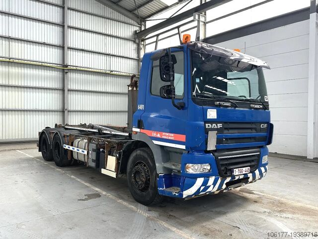 Hakenarmsystem DAF CF 85 360  - 10 roues / 10 reifen