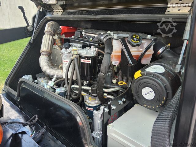 Geländestapler Manitou MC 30-4