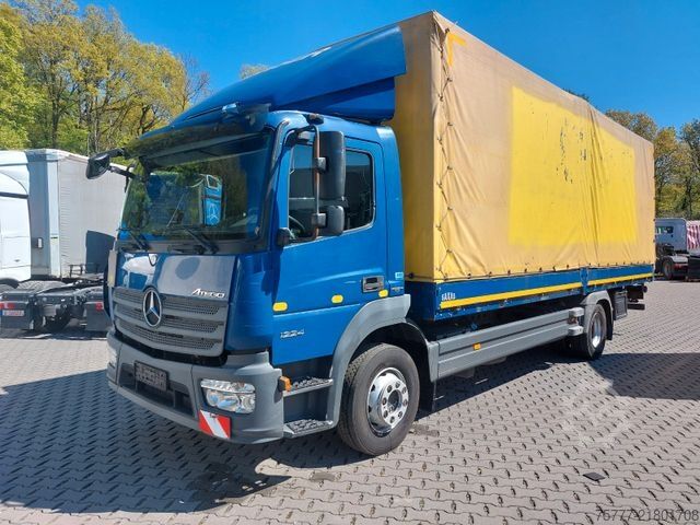 Flatbed truck with tarp MERCEDES-BENZ Atego 12-24 PL-SP- Blatt/Luft- Klima- LBW