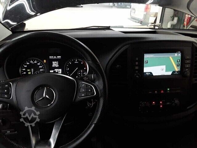 Minibus Mercedes-Benz Vito 116 CDI Tourer lang AHK Kamera 9G-Tronic