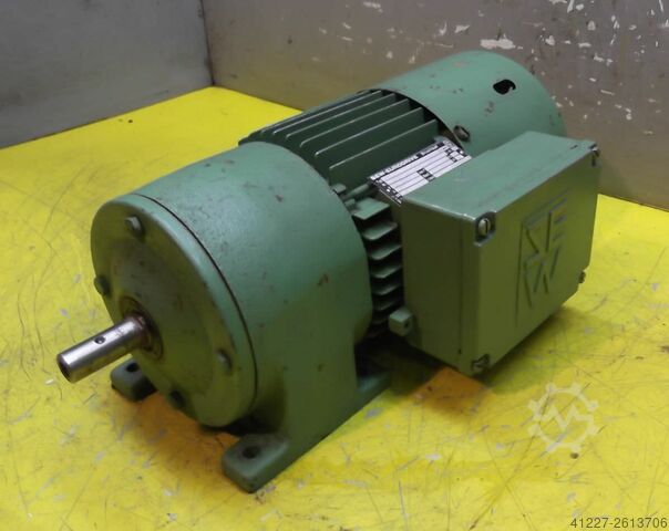Gear motor 0.15 kW 42 rpm SEW-EURODRIVE R30DT71C6B