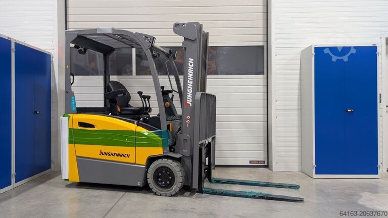 Electric 3-wheel forklift Jungheinrich EFG BB 216k Ausstellungsstück