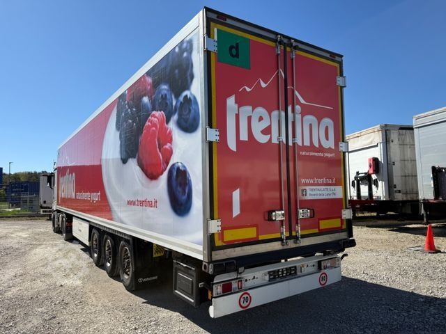 Reefer semitrailer KRONE SDR27 /Doppelstock/Carrier Vector 1550/3-Achsen
