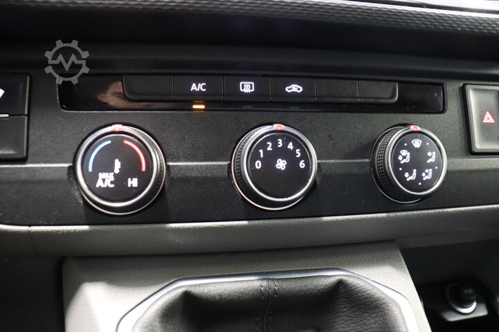 Delivery van Volkswagen Transporter 2.0 TDI - Airco - Navi - Cruise - €...