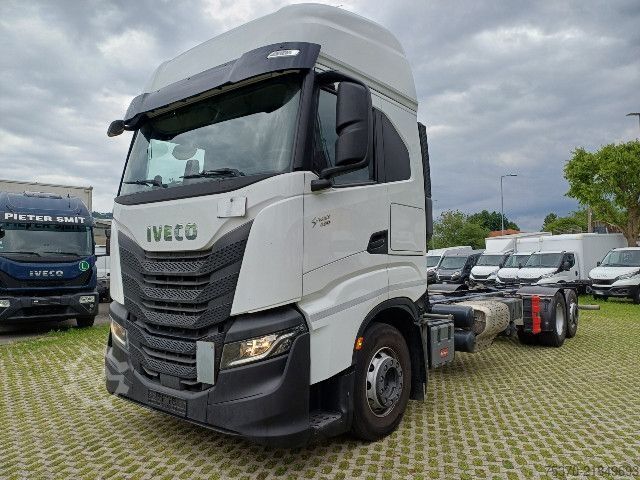 LKW-Fahrgestell IVECO S-WAY AS260S49 Y /FP