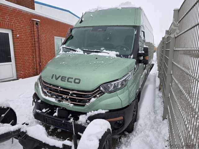 High top van IVECO 35S18 Kastenwagen Maxi hoch&lang, Unfall