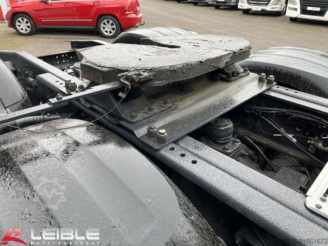 Standard tractor unit DAF XF 530 6x4 SSC*70to*2xTank*Standklima*Leder*