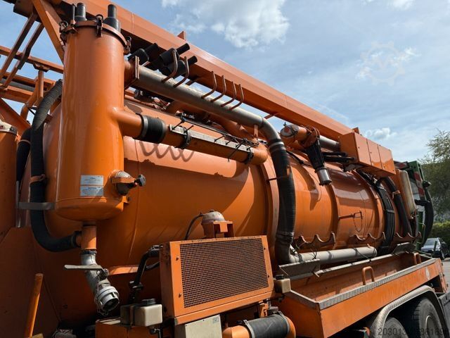 Vacuum tank truck MAN TGS 33.440 6x4 BB/BBS Kanalreiniger Kombi MÜLLER