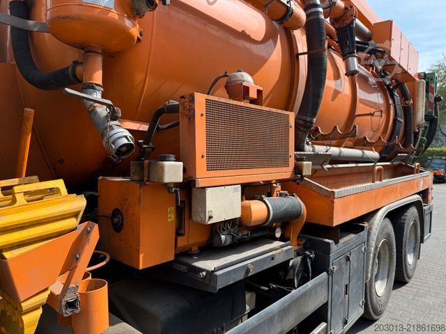 Vacuum tank truck MAN TGS 33.440 6x4 BB/BBS Kanalreiniger Kombi MÜLLER