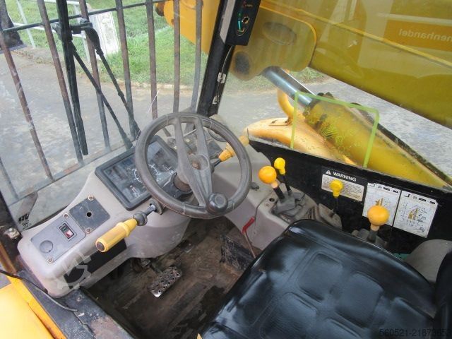 Telehandler / Telescope Forklift JCB 525-50 (2,5 Ton.-5m) mit Palettengabel + Schaufel
