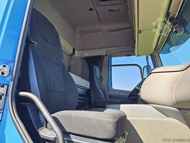 Standard-SZM DAF CF 450 6X2 FTG SPACECAB