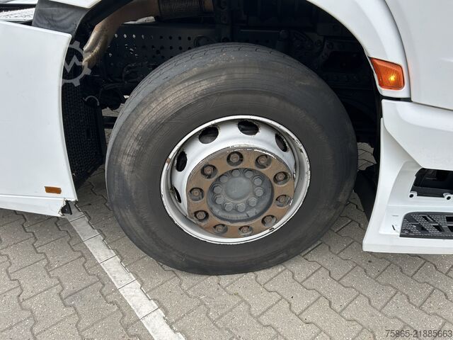 Standard tractor Mercedes-Benz Actros 1840 Streamspace / 733 dkm / Full Spoile...