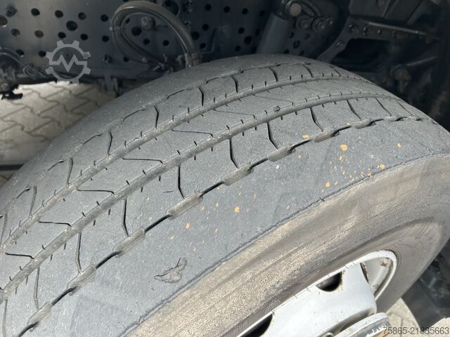 Standard tractor Mercedes-Benz Actros 1840 Streamspace / 733 dkm / Full Spoile...